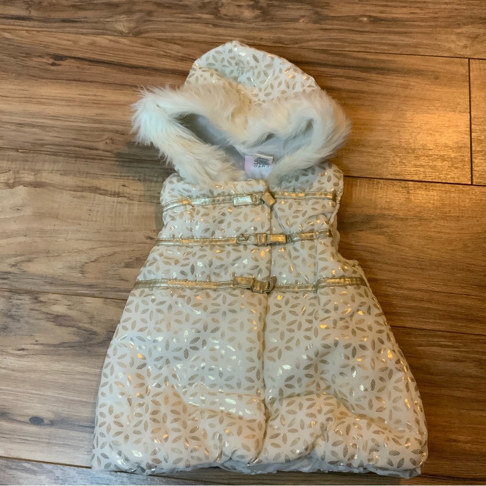 Baby girl lightweight vest